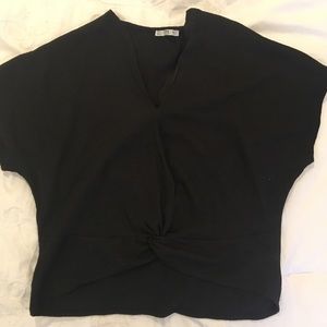 🖤 Zara Knotted Tee 🖤